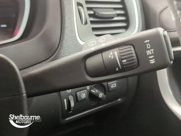 Used Volvo V40 2018 for sale - 76500286: Photo 25