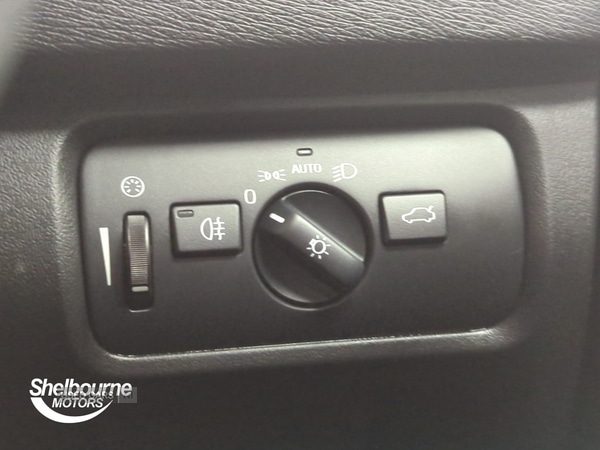 Used Volvo V40 2018 for sale - 76500286: Photo 26