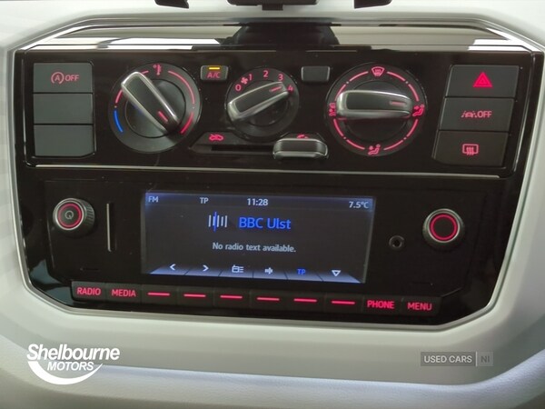 Used Volkswagen up! 2020 for sale - 76729437: Photo 28