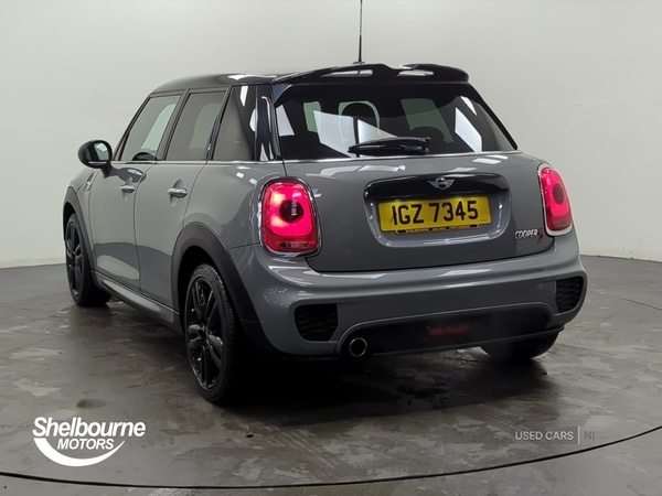 Used MINI Hatch 2018 for sale - 76539374: Photo 2