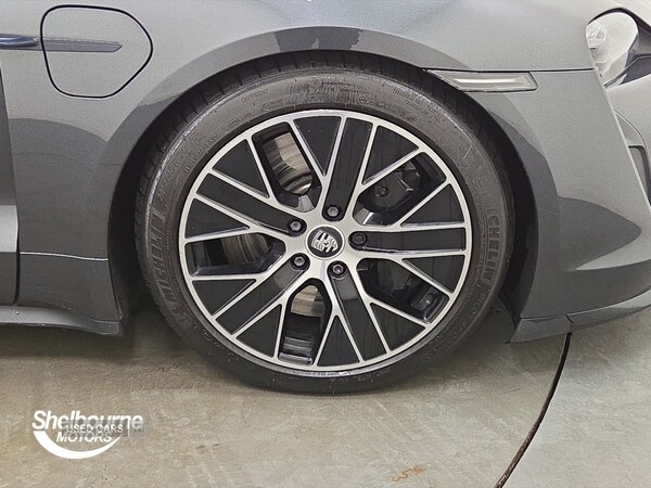 Used Porsche Taycan 2020 for sale - 77754557: Photo 8