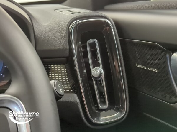 Used Volvo XC40 2024 for sale - 76539278: Photo 22