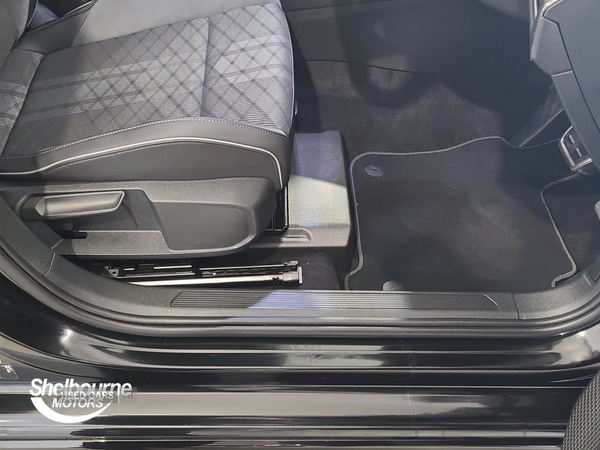 Used Volkswagen Golf 2024 for sale - 76621173: Photo 8