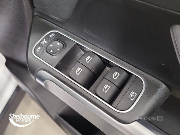 Used Mercedes-Benz GLB 2020 for sale - 75659117: Photo 43