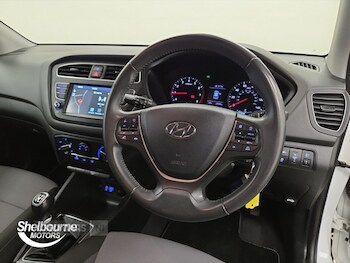 Used Hyundai i20 2019 for sale - 78430592: Photo