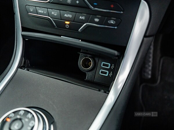 Used Ford Galaxy 2022 for sale - 75614536: Photo 41