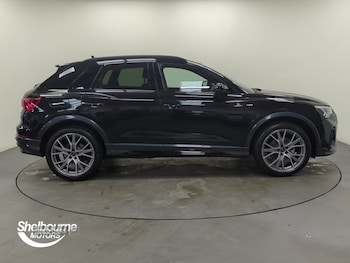 Used Audi Q3 2024 for sale - 76409784: Photo