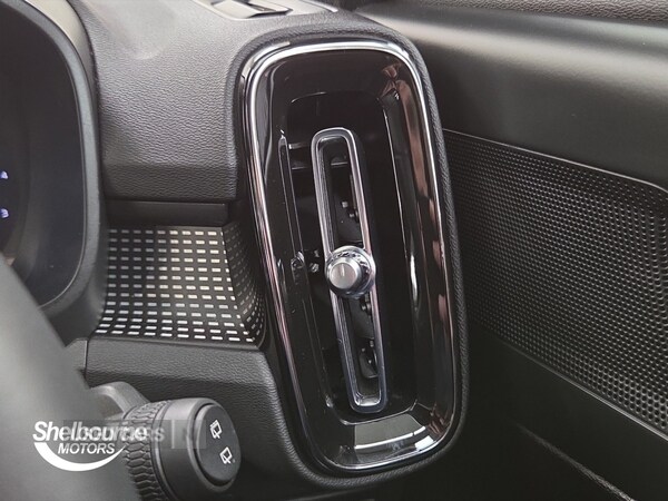 Used Volvo XC40 2024 for sale - 78048465: Photo 23