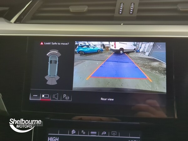 Used Audi e-tron 2021 for sale - 76308364: Photo 31