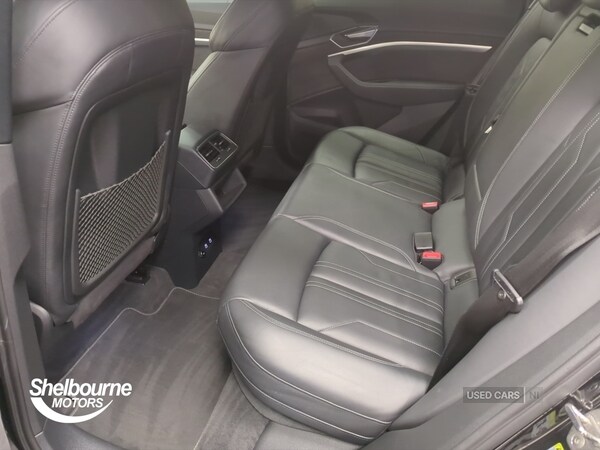 Used Audi e-tron 2021 for sale - 76308364: Photo 8