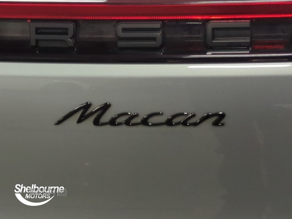 Used Porsche Macan 2022 for sale - 76551259: Photo 20