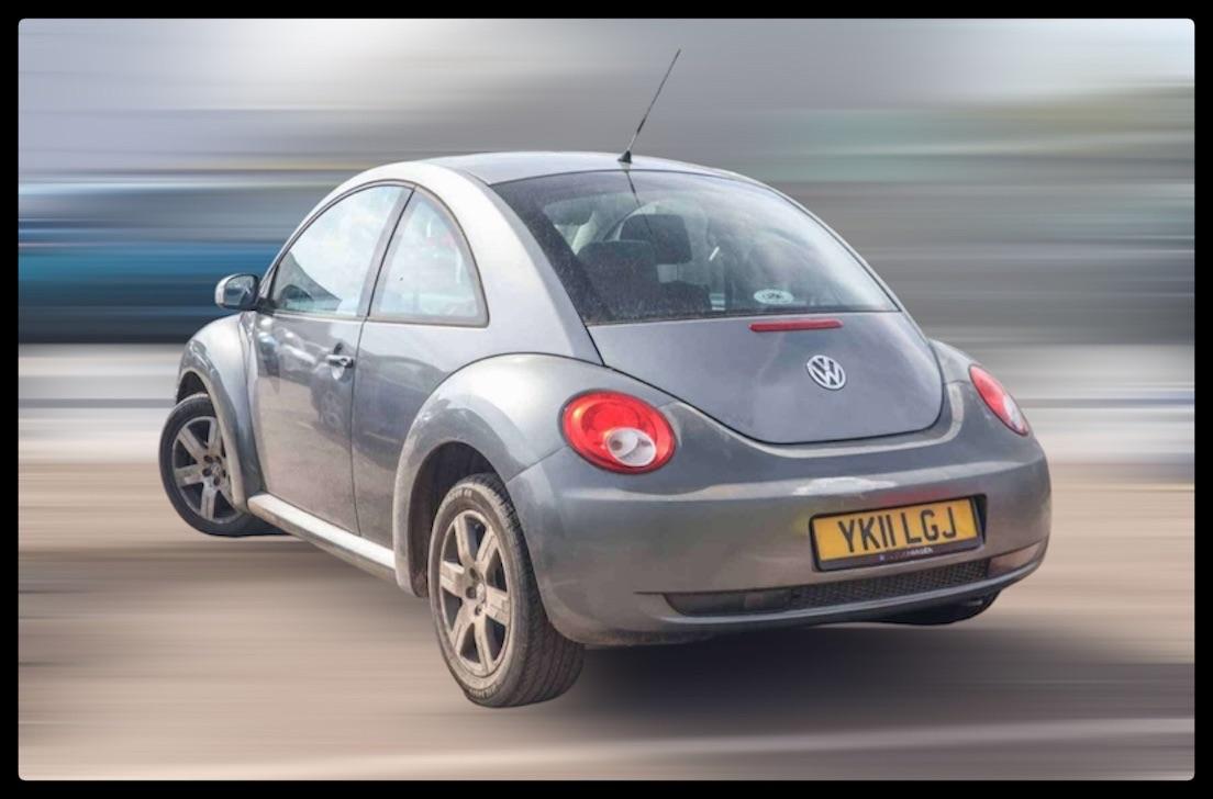 Used Volkswagen Beetle 2011 for sale - 76728910: Photo 7