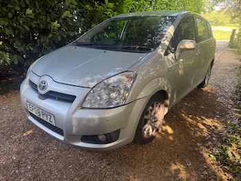 Used Toyota Corolla Verso 2008 for sale - 75493023: Photo
