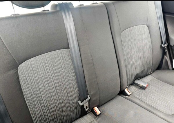 Used Hyundai i10 2012 for sale - 75669778: Photo 6