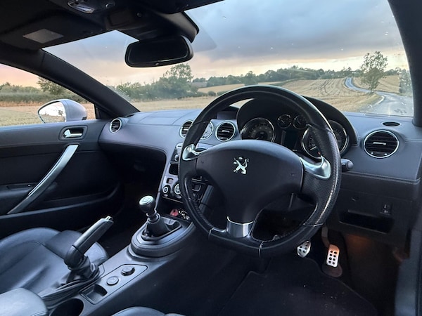 Used Peugeot RCZ 2012 for sale - 75669787: Photo 13