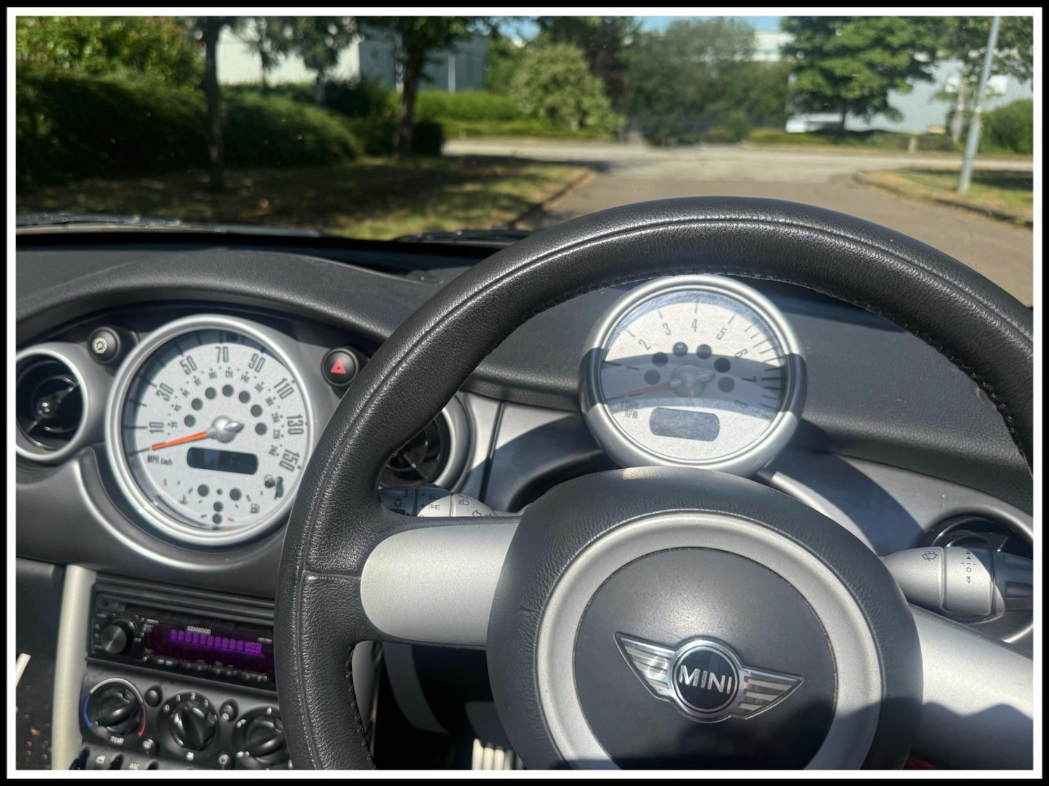 Used MINI Convertible 2008 for sale - 77969800: Photo 13