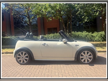 Used MINI Convertible 2008 for sale - 75670203: Photo