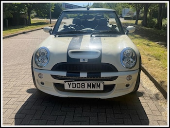 Used MINI Convertible 2008 for sale - 75670203: Photo