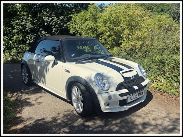 Used MINI Convertible 2008 for sale - 75670203: Photo 8
