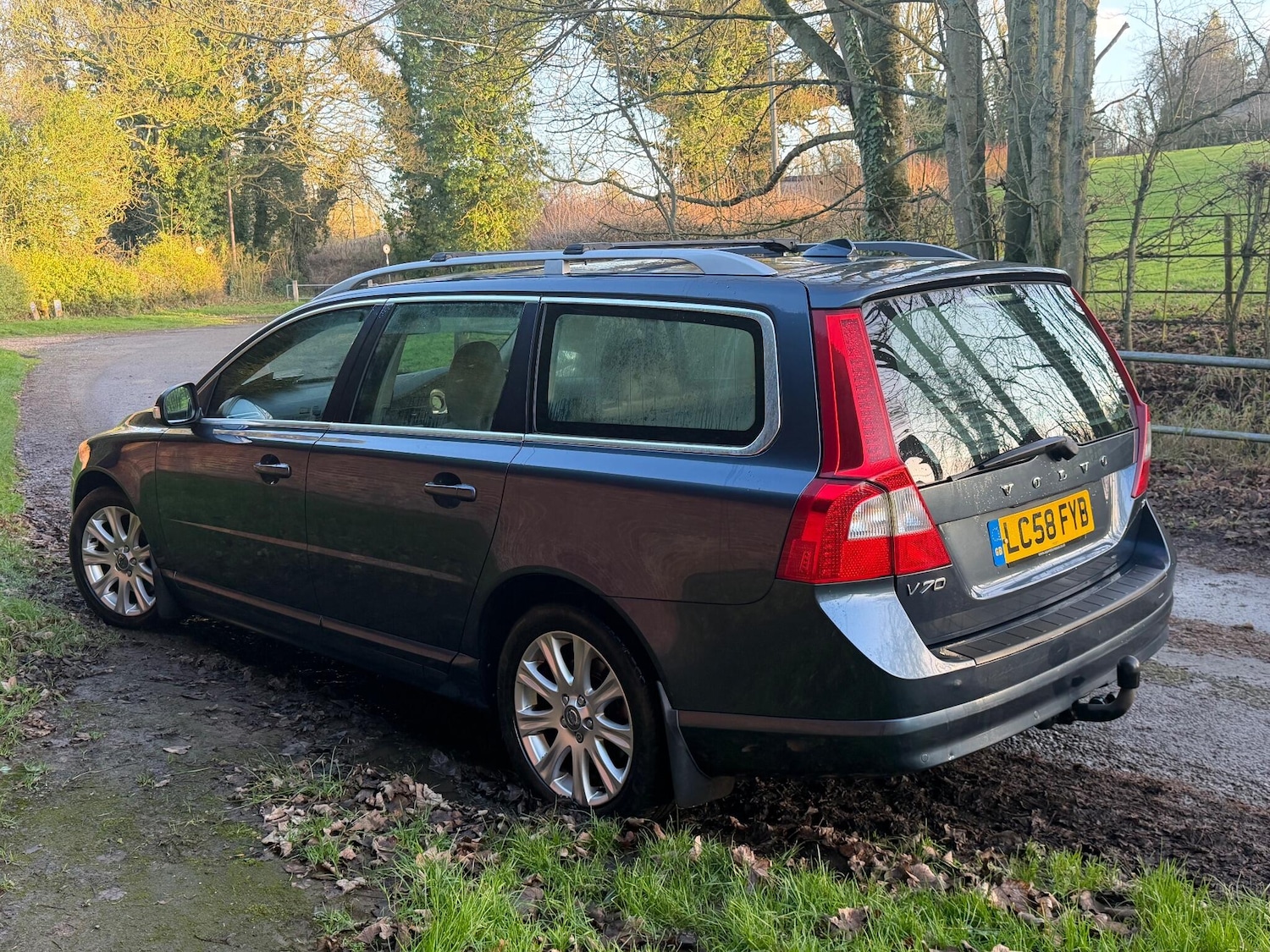 Used Volvo V70 2008 for sale - 77015937: Photo 12