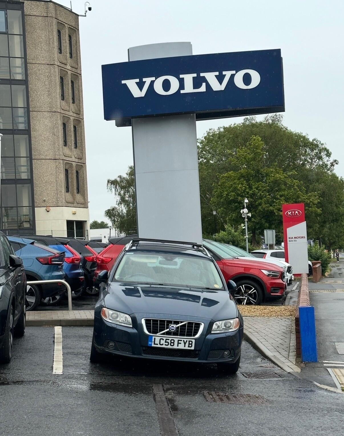 Used Volvo V70 2008 for sale - 77015937: Photo 24