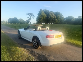 Used Mazda MX-5 2010 for sale - 76108865: Photo