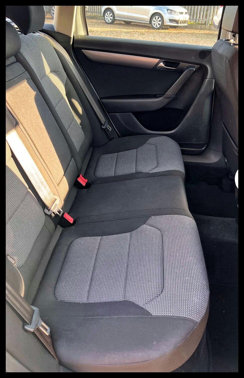 Used Volkswagen Passat 2010 for sale - 76715357: Photo 5