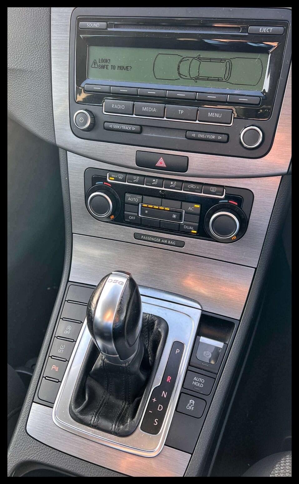 Used Volkswagen Passat 2010 for sale - 76715357: Photo 6