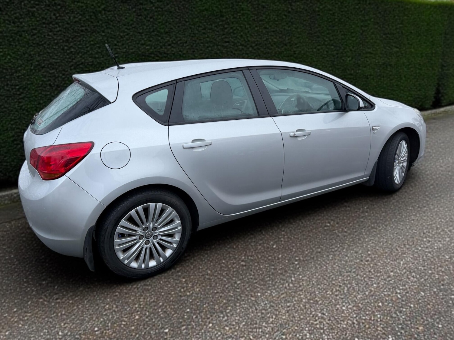 Used Vauxhall Astra 2011 for sale - 77424963: Photo 3