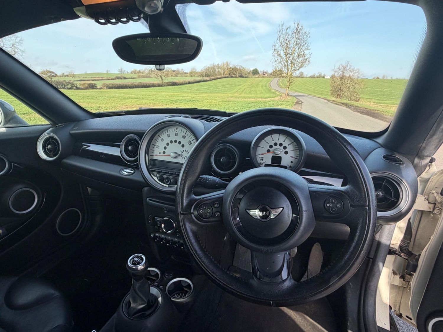 Used MINI Coupe 2011 for sale - 76771628: Photo 15