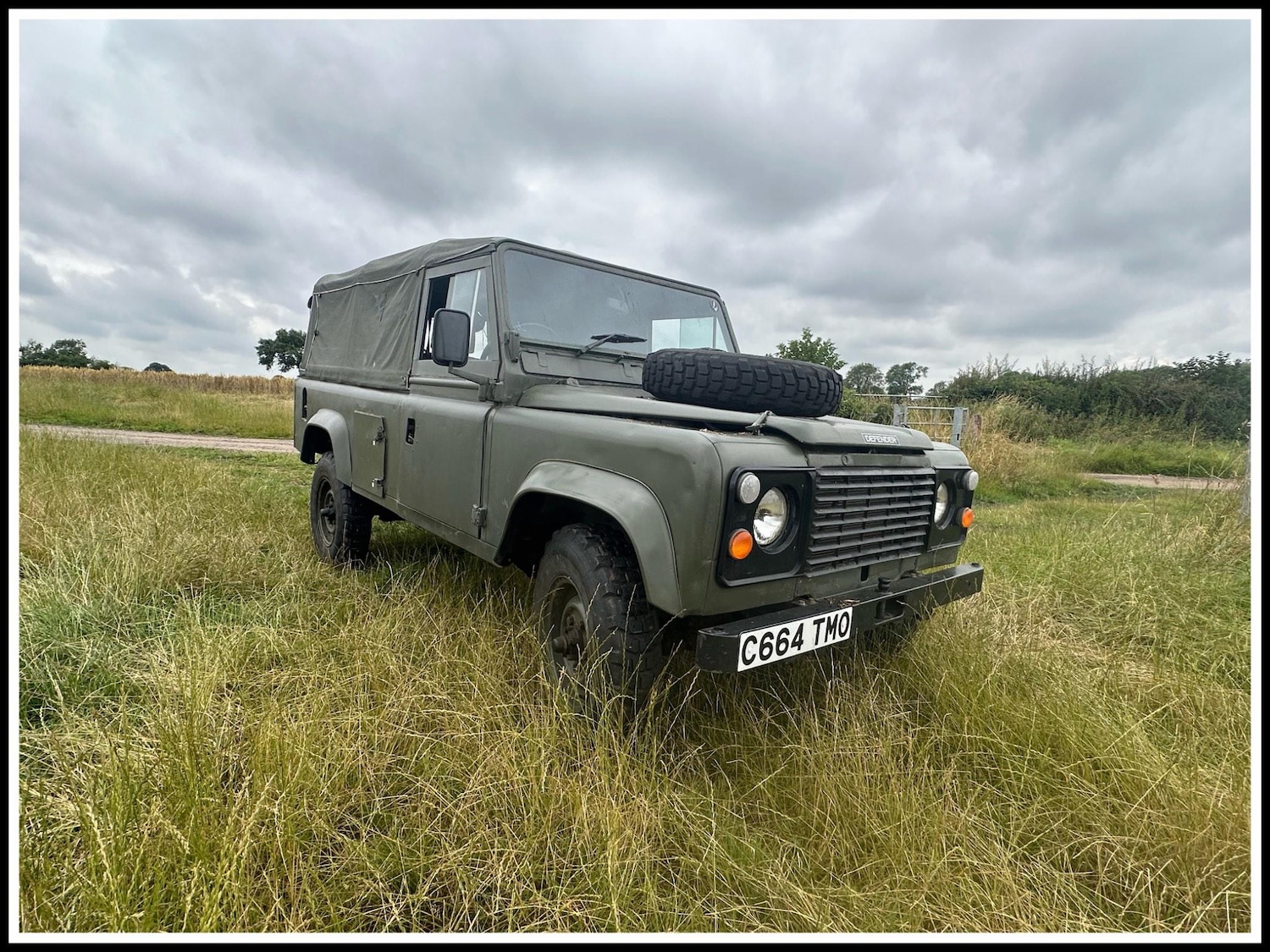 Used Land Rover Defender 110 2004 for sale - 76012599: Photo 1