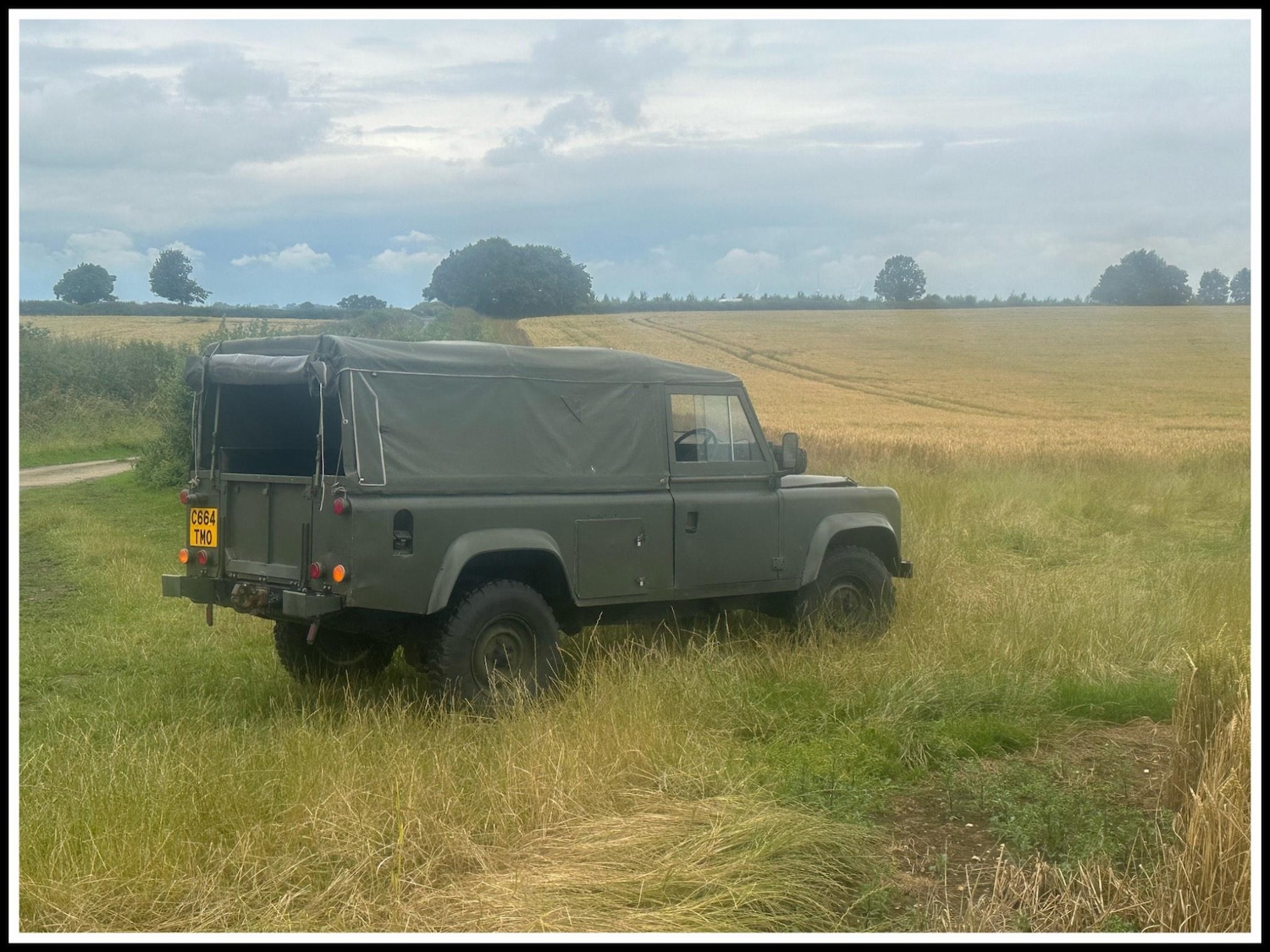Used Land Rover Defender 110 2004 for sale - 76012599: Photo 13