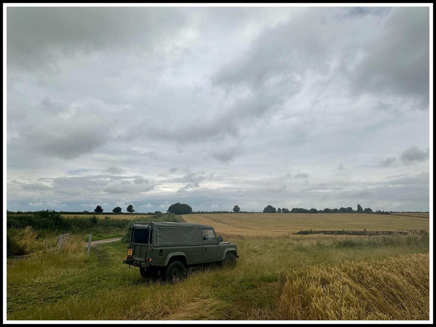 Used Land Rover Defender 110 2004 for sale - 76012599: Photo 14