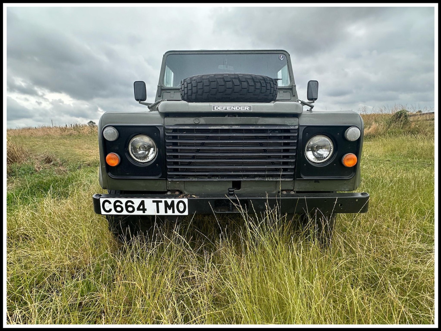 Used Land Rover Defender 110 2004 for sale - 76012599: Photo 2