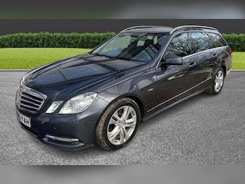 Used Mercedes-Benz E Class 2010 for sale - 78362475: Photo
