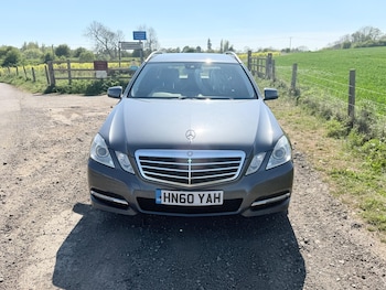 Used Mercedes-Benz E Class 2010 for sale - 78362475: Photo