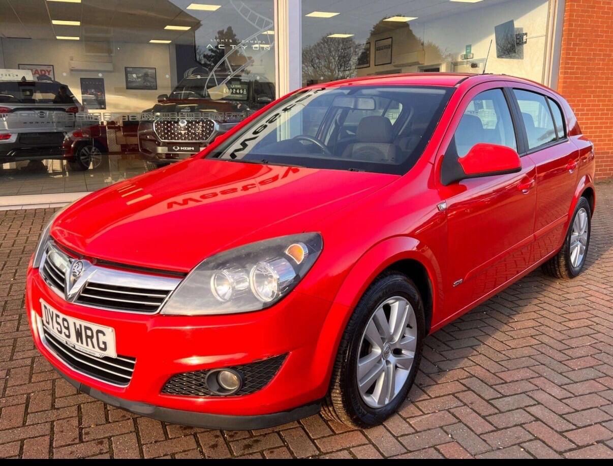 Used Vauxhall Astra 2009 for sale - 77291141: Photo 1