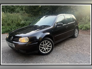 Volkswagen - Golf