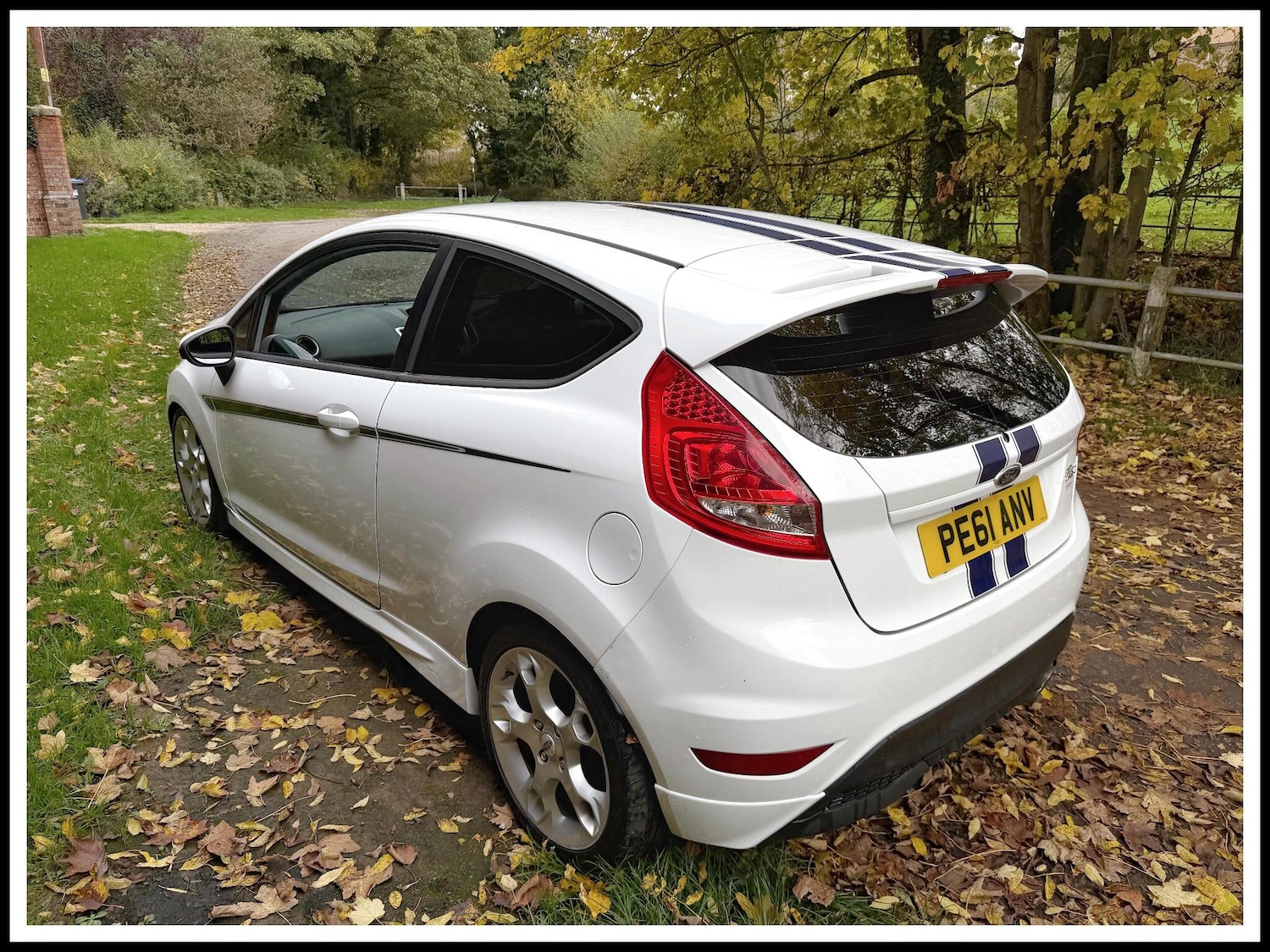 Used Ford Fiesta 2011 for sale - 75991323: Photo 19