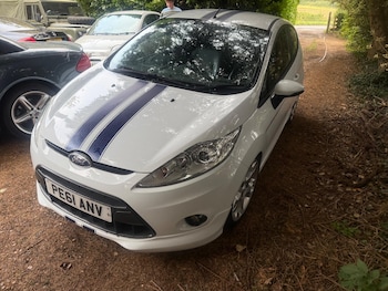 Used Ford Fiesta 2011 for sale - 75991323: Photo