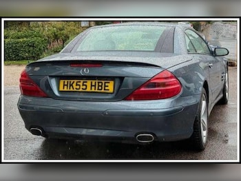 Used Mercedes-Benz SL 2005 for sale - 75978816: Photo