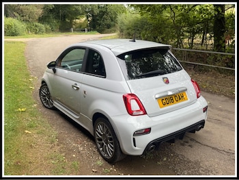 Used Abarth 595 2018 for sale - 77723302: Photo