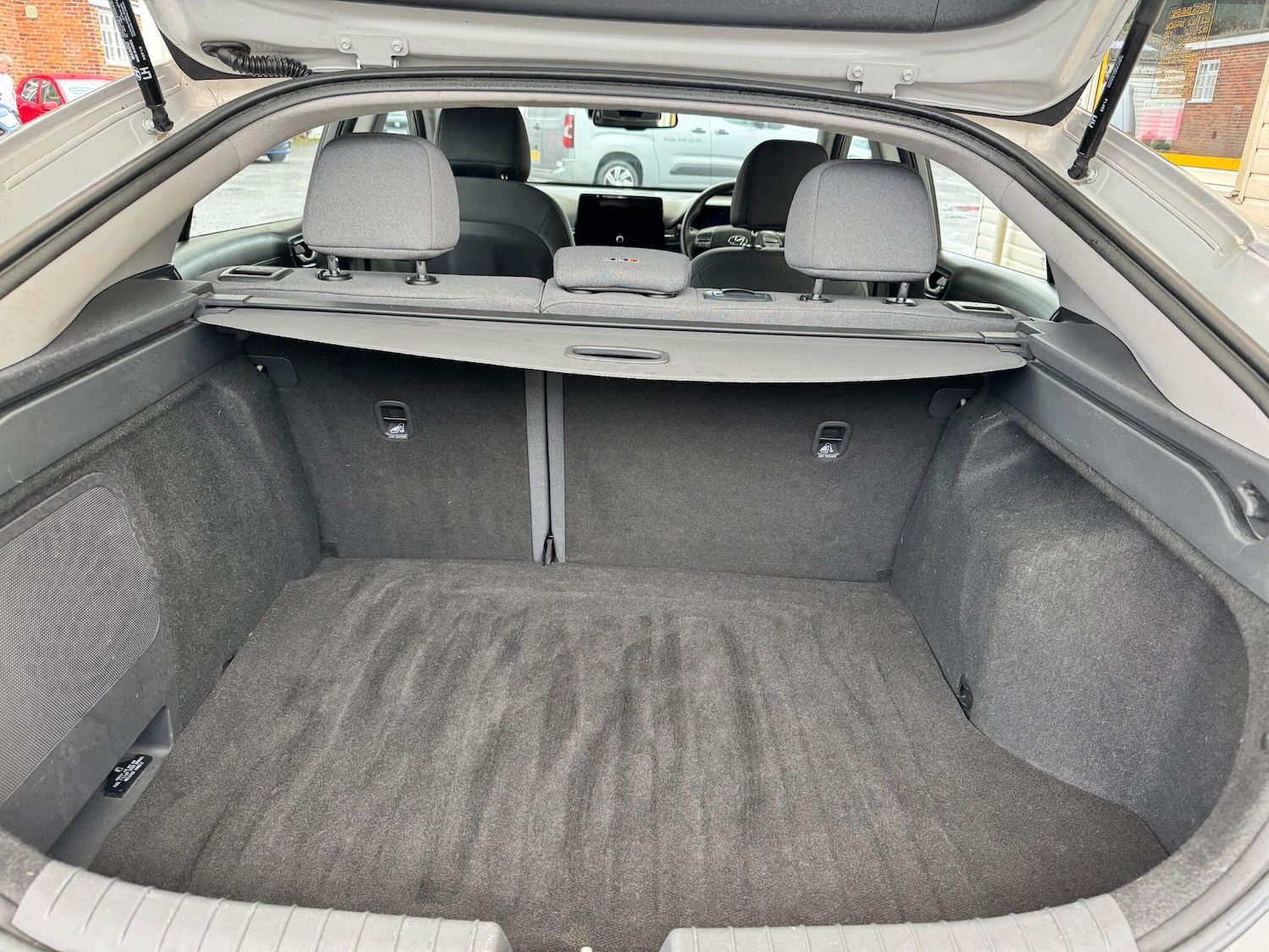 Vehicle 28