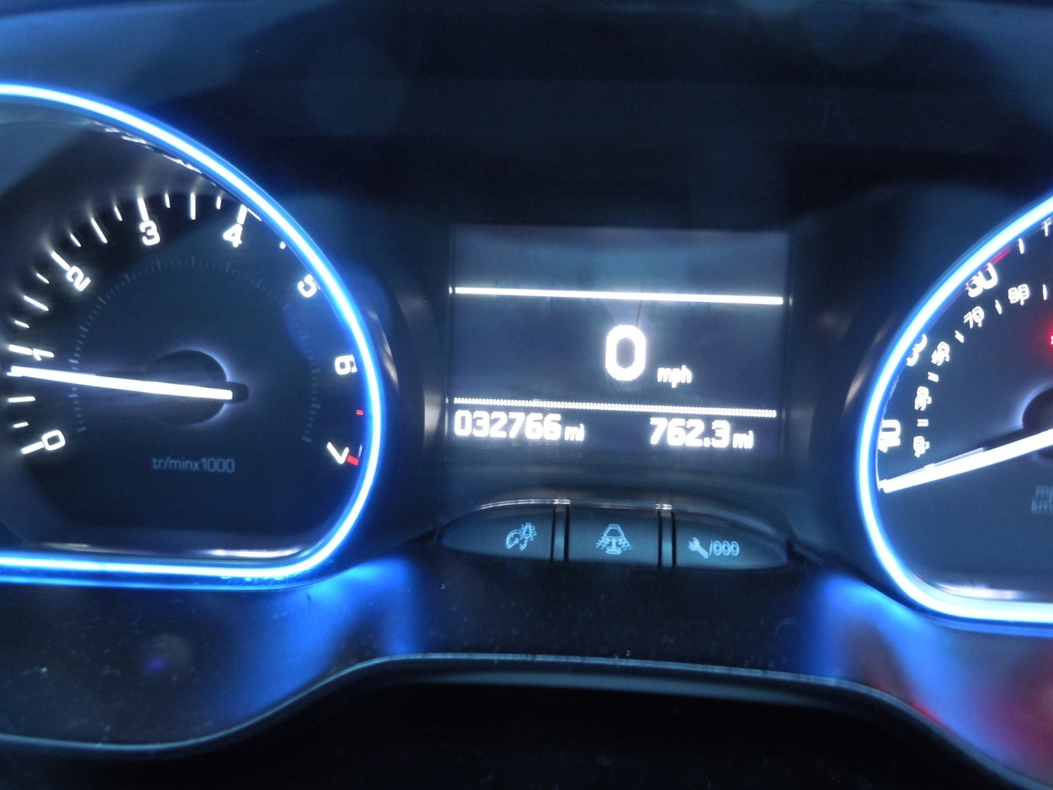 Used Peugeot 2008 2016 for sale - 76884943: Photo 21