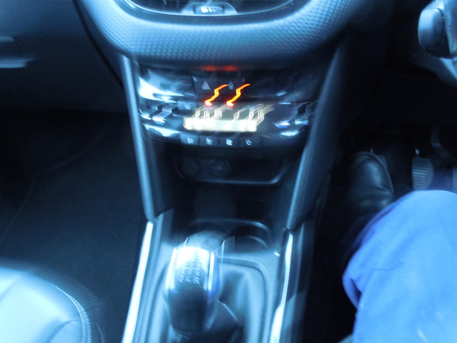 Used Peugeot 2008 2016 for sale - 76884943: Photo 22