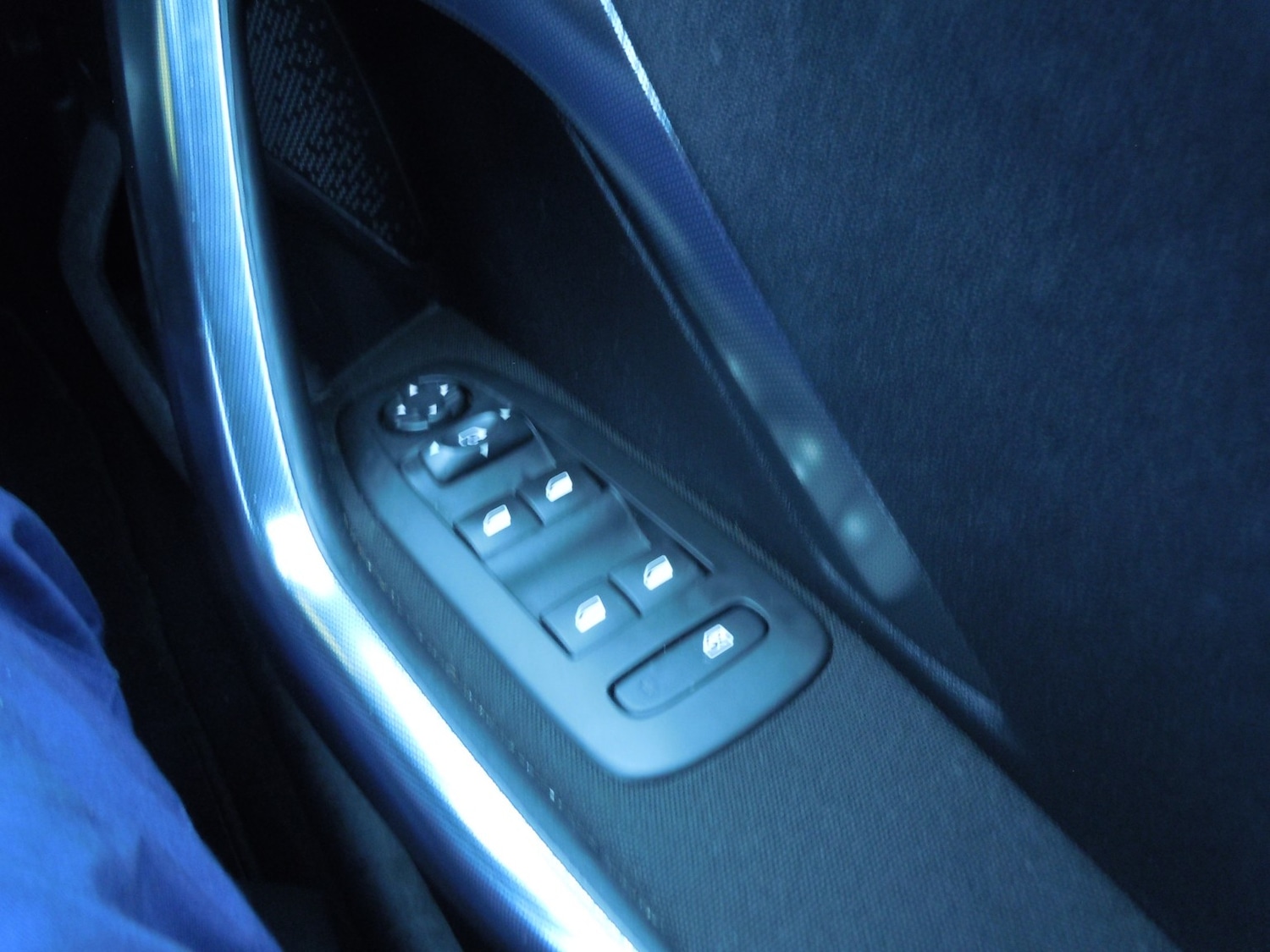 Used Peugeot 2008 2016 for sale - 76884943: Photo 24