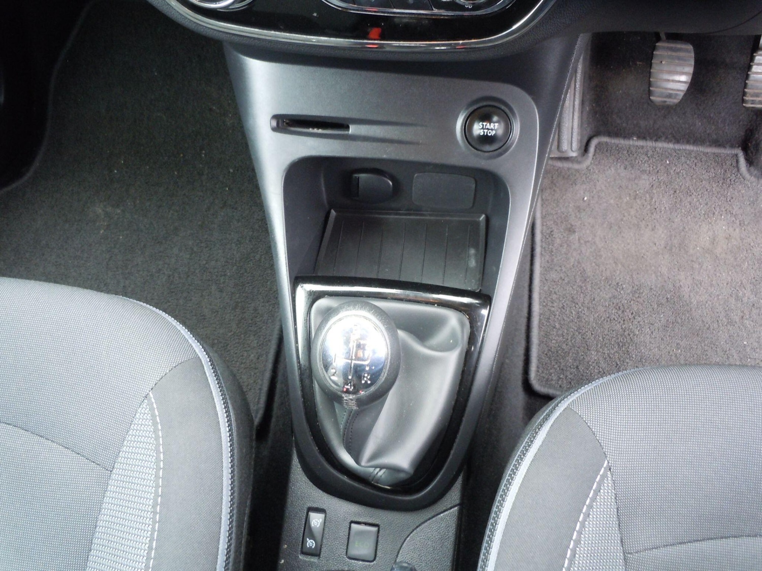 Used Renault Captur 2017 for sale - 76214019: Photo 18