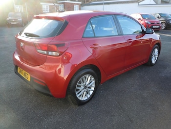 Used Kia Rio 2017 for sale - 77069105: Photo