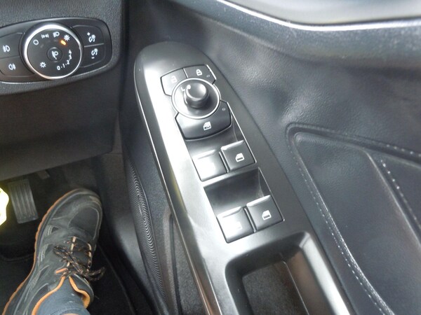 Used Ford Focus 2022 for sale - 75364411: Photo 11