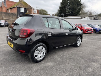 Used Dacia Sandero 2021 for sale - 77954000: Photo